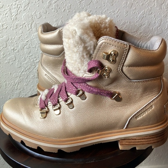 Sorel: Lennox Hiker Lux Booties - Fungi-Gold Conquest Sherpa- 9.5 - Picture 5 of 16
